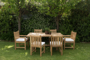 Sticks and Stones Outdoor - Teak dining table