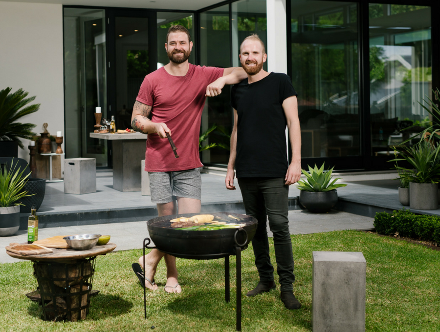 Tim + Kyle from Carõclub cooking up a storm on the Kadai fire bowl.